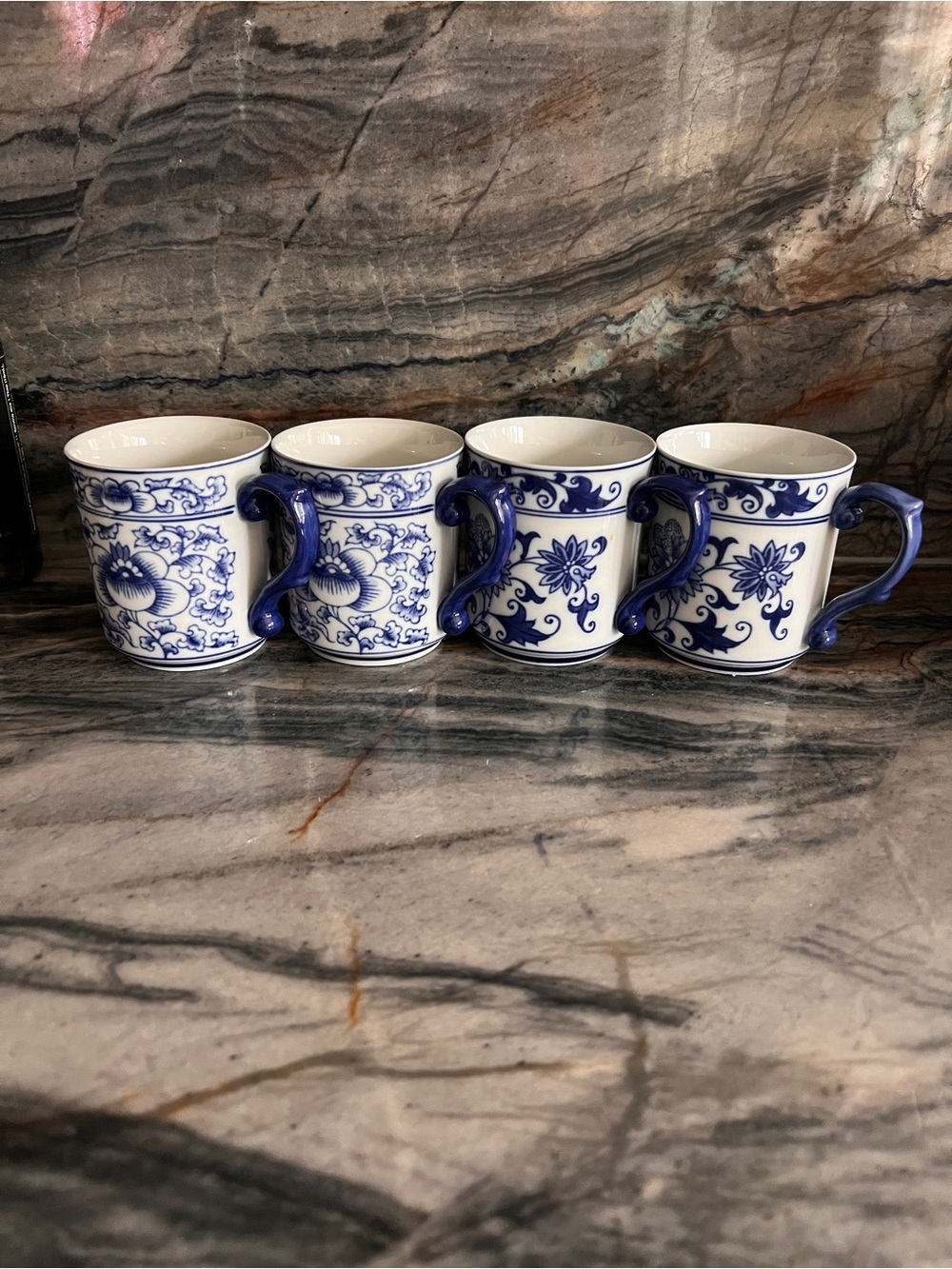Bombay Asian Garden Mug Blue & White Floral Tea Coffee SET OF 4